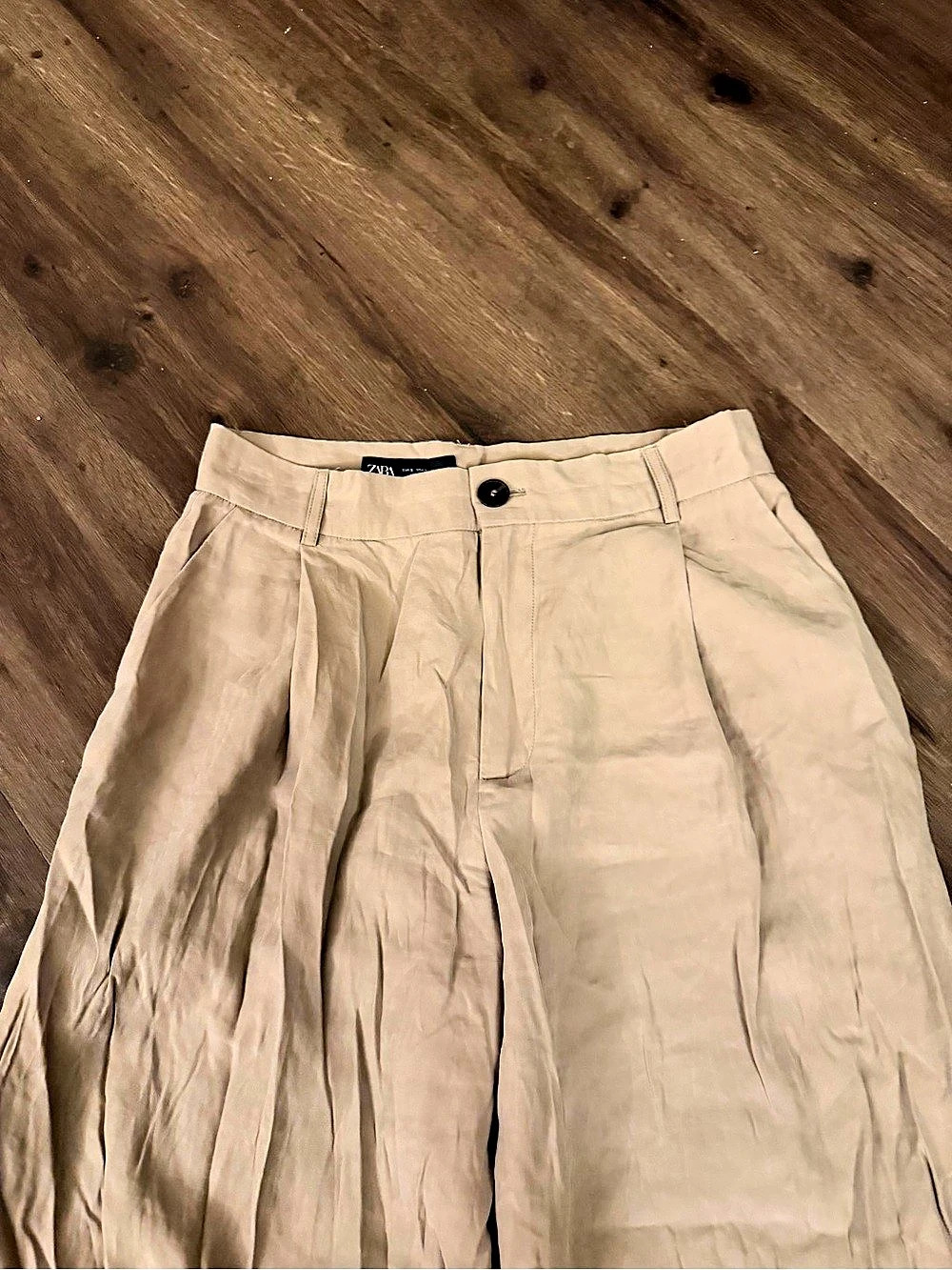 Zara Wide Leg Pleated Pants in Beige Size Medium - Picture 3 of 4
